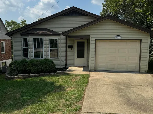138 Winding Way Dr, Frankfort, KY 40601