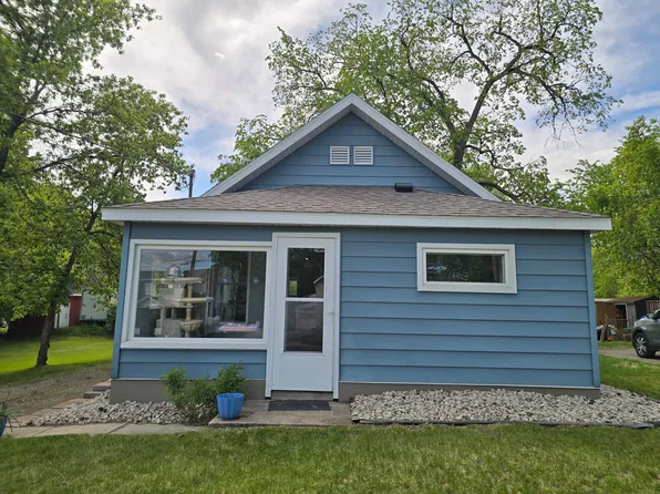 1122 Linden Ln, Detroit Lakes, MN 56501
