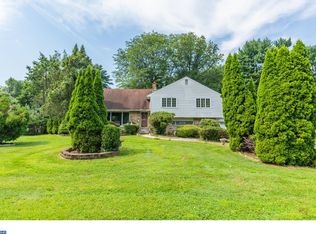 306 Lorimer Dr, Wyncote, PA 19095