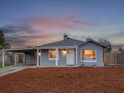 134 E Hampton Way, Fresno, CA, 93704