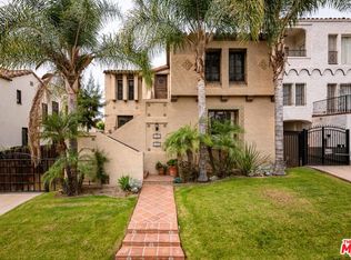 1323 S Sycamore Ave, Los Angeles, CA 90019