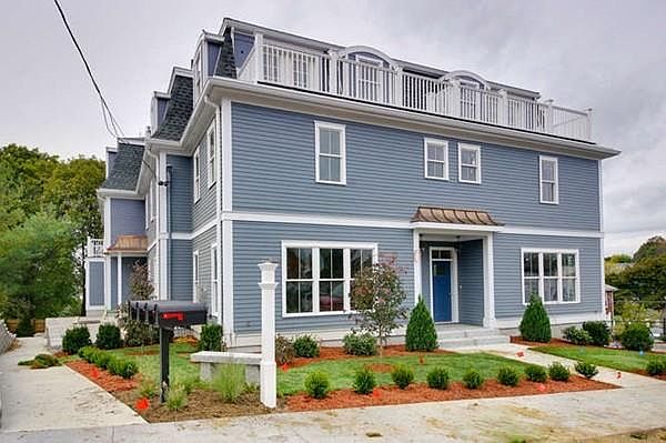 1st image of 276 Palfrey St #276