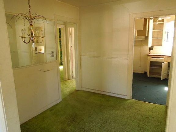 5th image of 1236 E Morningside Dr