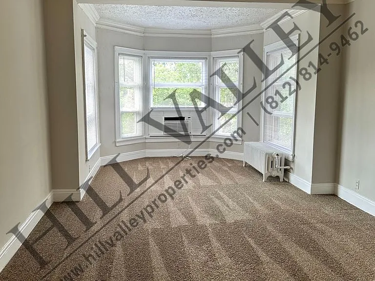 6 McKinley Blvd — Photo 9