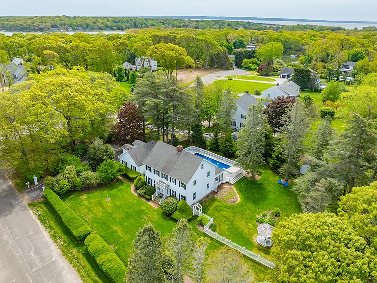 110 Sleepy Hollow Ln — Photo 42