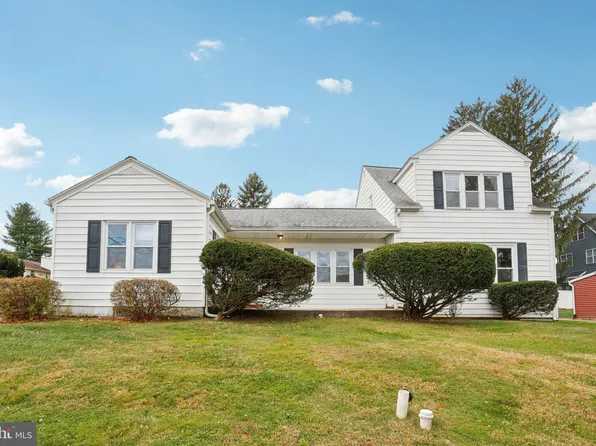 510 Tennis Ave, Newtown Square, PA 19073