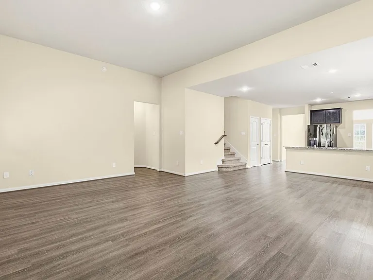 6131 Carpenters Cove Ln — Photo 14
