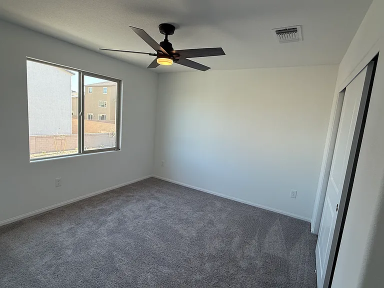 W Quail Ave — Photo 14