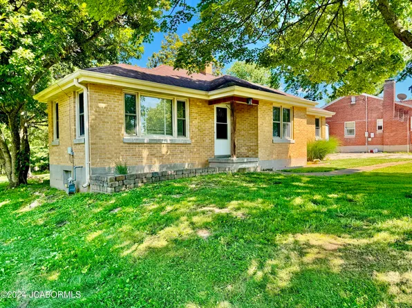 2615 Saint Louis Rd, Jefferson City, MO 65101