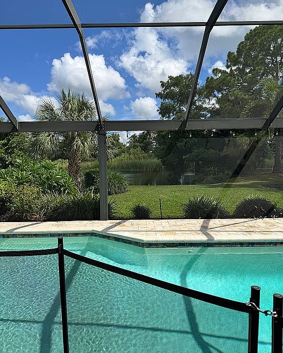 1st image of 40 Timberland Cir N