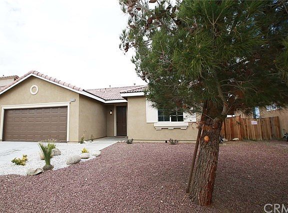 3rd image of 13268 Kootenay St