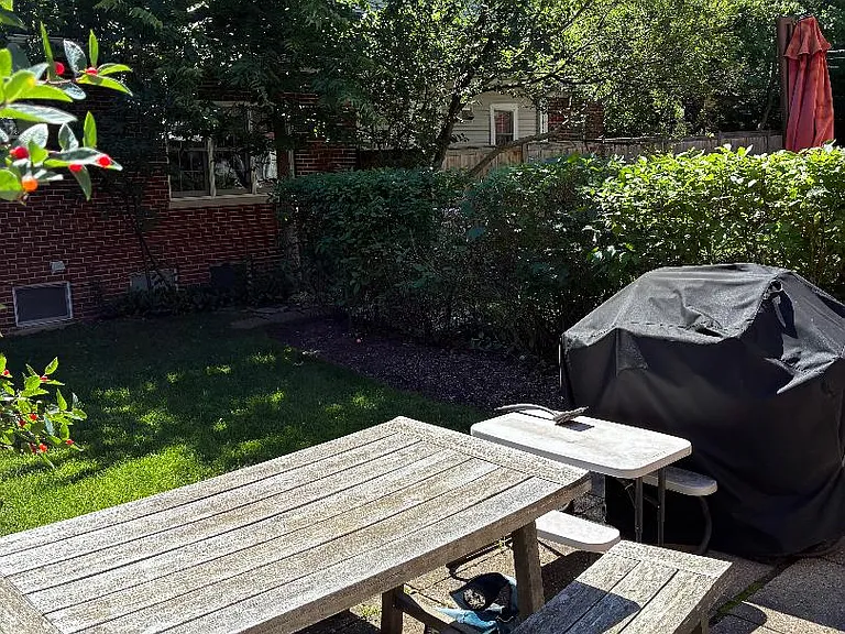 622 Ridge Rd — Photo 2
