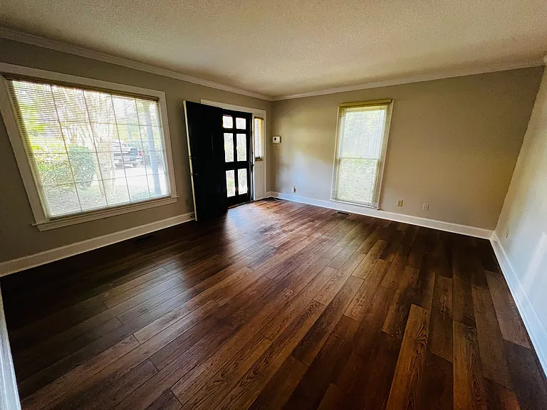 214 Ellington St #1 — Photo 2