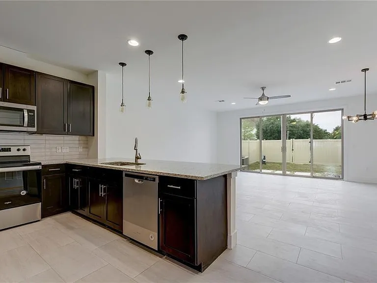 402 Conservation Dr #20 — Photo 10