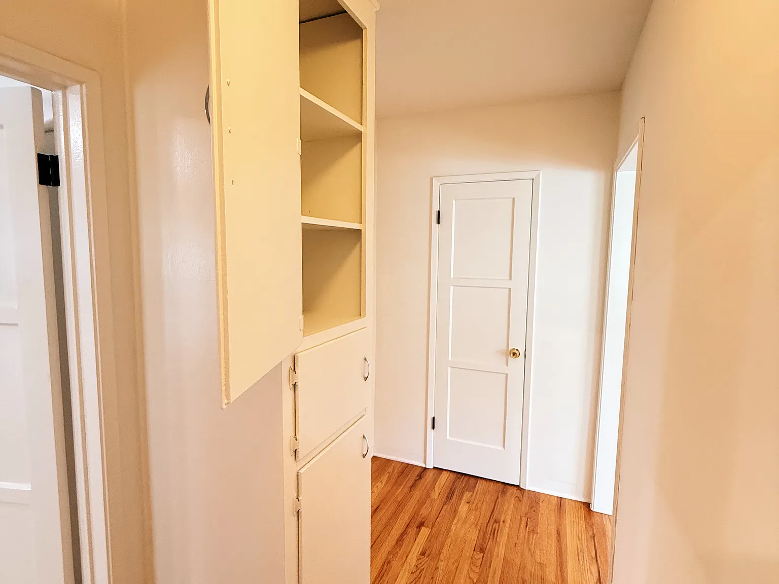 1 bed, 650 sqft, $2,900 — Photo 3