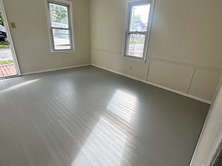 312 Grant St — Photo 8
