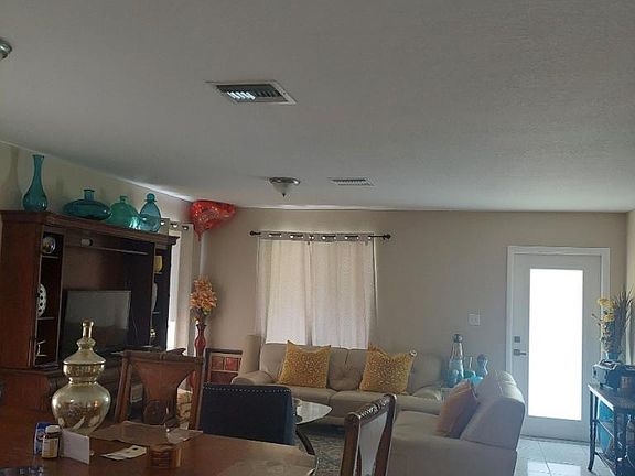 3rd image of 1019 NW 2nd Ave Unit 1