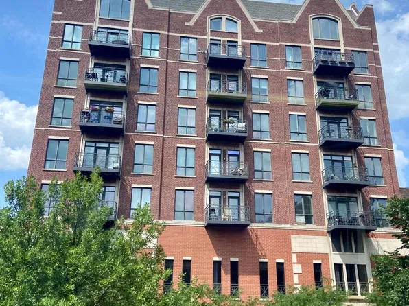 1444 N Orleans St APT 9PHK, Chicago, IL 60610