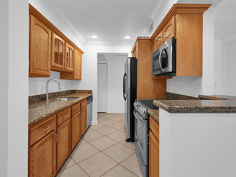 1515 E Broward Blvd #126 — Photo 5