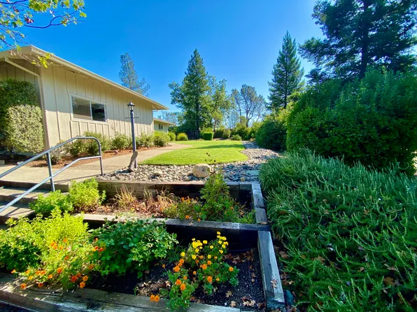 18235 Ranchera Rd, Shasta Lake, CA 96019