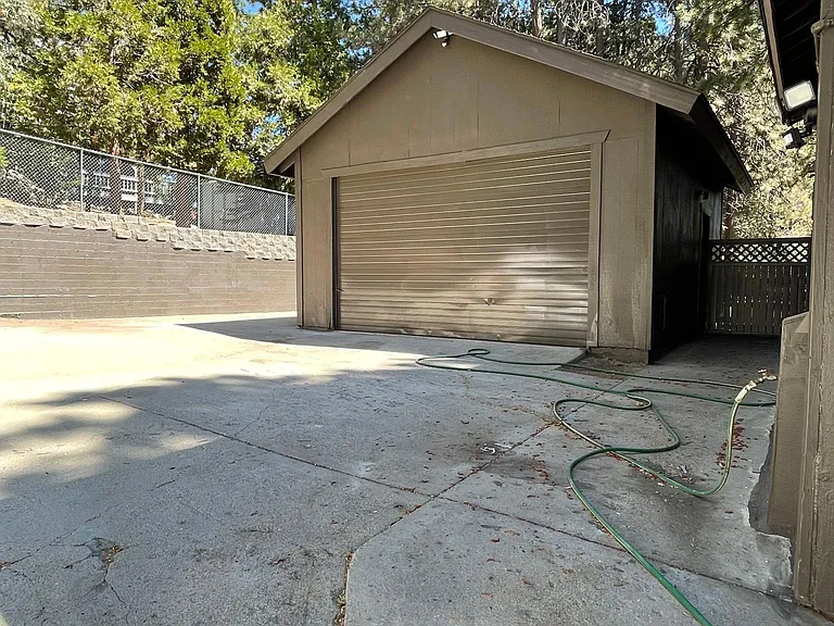 Extra large garage included in the lease. Very rare.