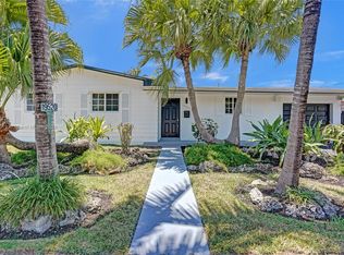 19520 SW 97th Pl, Cutler Bay, FL 33157