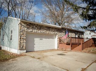 2518 S Vermont Ave, Independence, MO 64052
