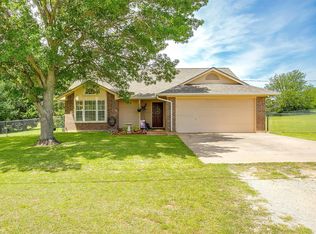 12511 Liberty School Rd, Azle, TX 76020