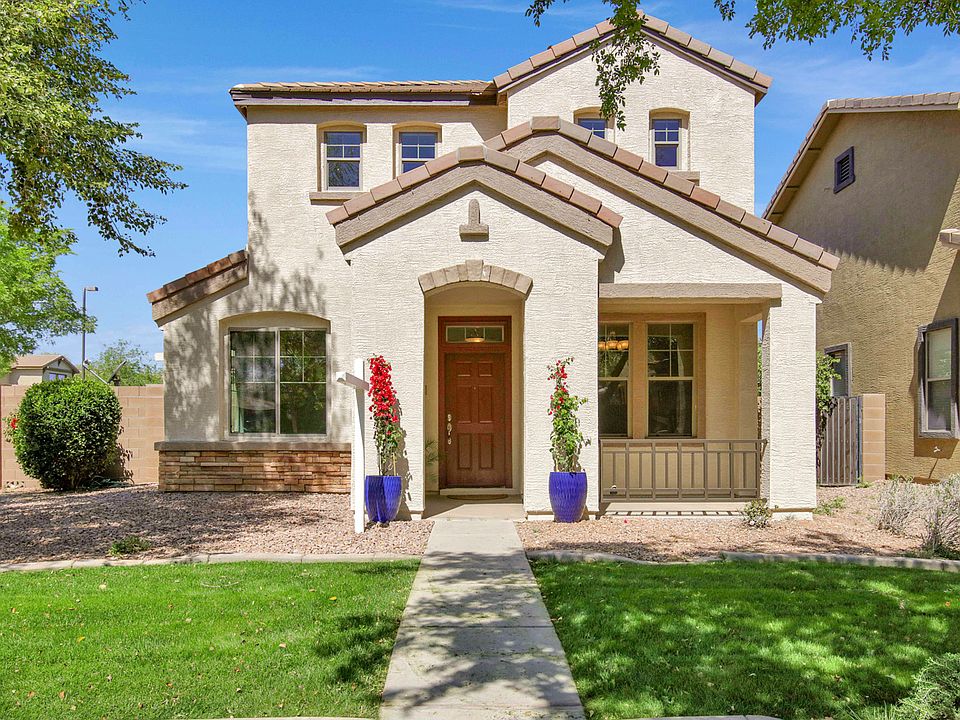 1st image of 3852 E Yeager Dr