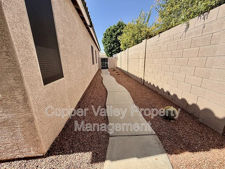 6889 W Paso Trl — Photo 17