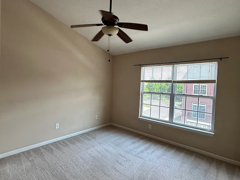 8268 Jo Ellen Dr — Photo 23