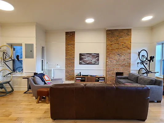 Rented by Ideal Properties Group | media 4