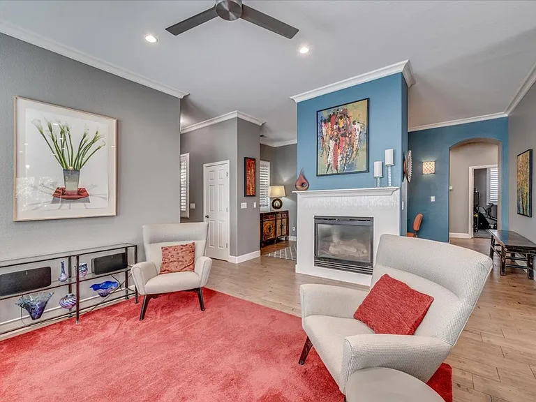 10562 Thistle Berry Ct — Photo 20