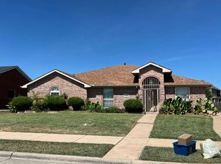 1213 Rio Vista Dr, Desoto, TX 75115