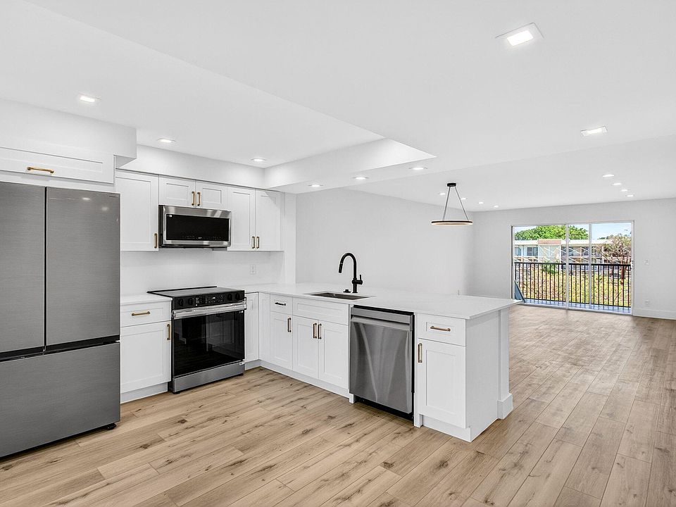 1st image of 14360 Strathmore Lane #406
