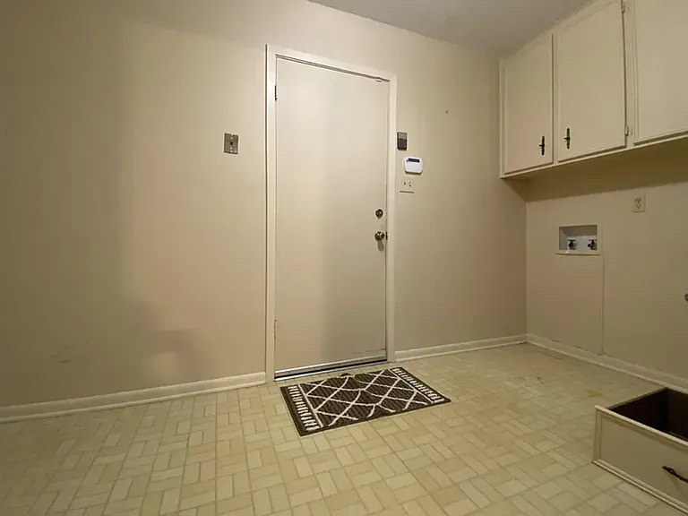 1170 Brandywine Dr — Photo 21