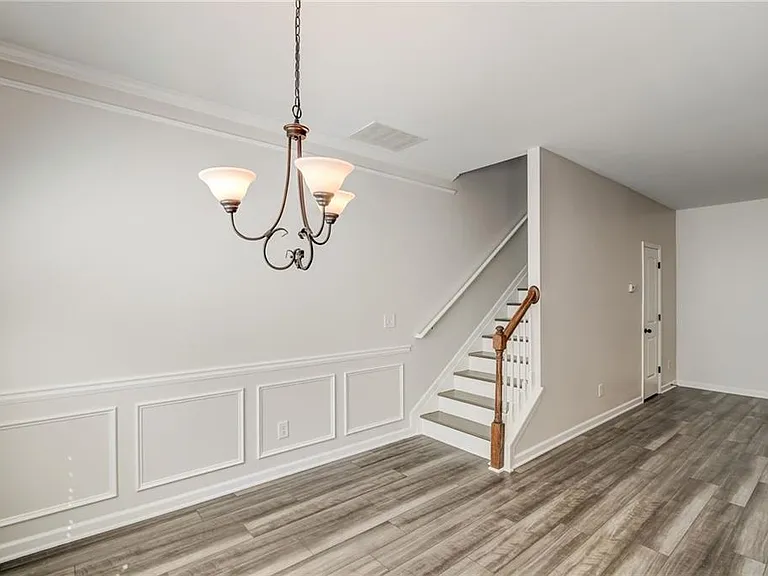 544 Oakside Pl — Photo 8