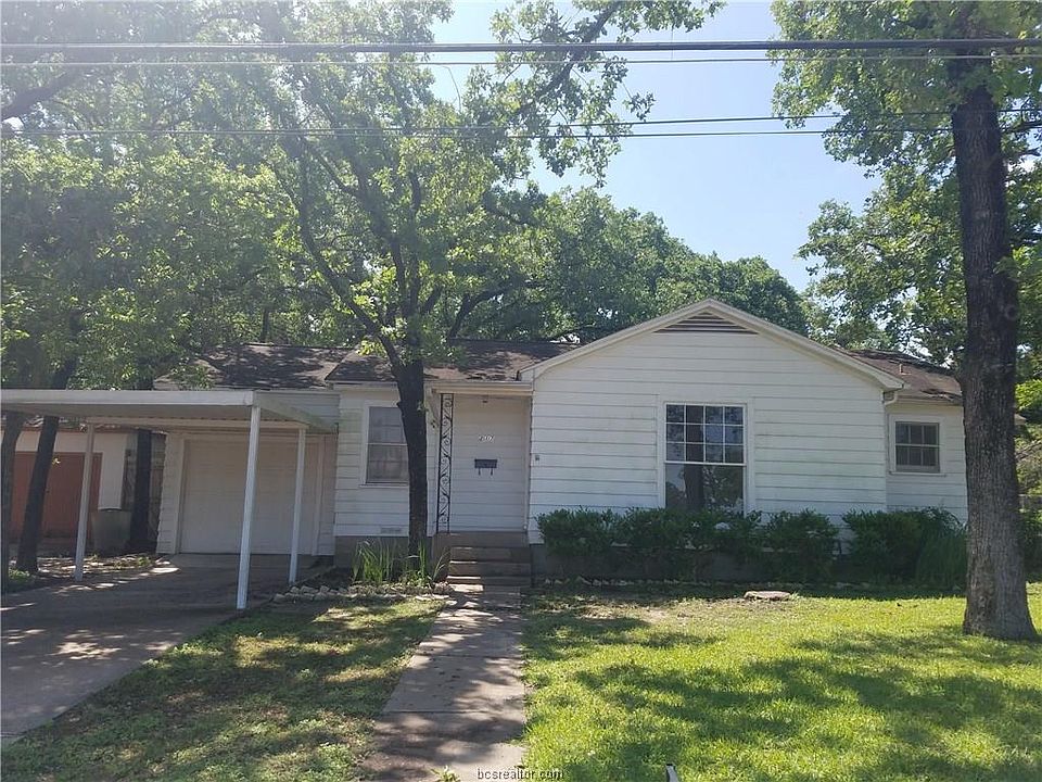 1st image of 217 Fairway Dr