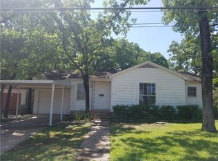 217 Fairway Dr, Bryan, TX 77801