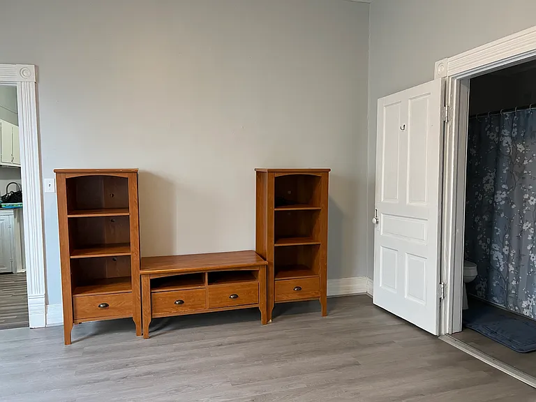 238 N Church St — Photo 10