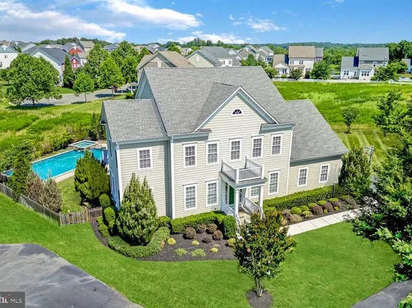 41744 Ivy Glen Ct, Ashburn, VA 20148