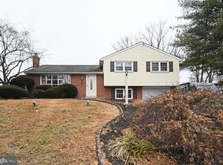 40 Diehl Dr, Gilbertsville, PA 19525