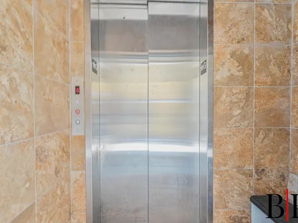 92 Brighton 11th Street image 5 of 13