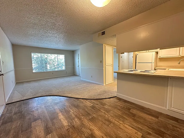 Northridge Terrace Apartments at 4900-4948 Stamas Lane, Fair Oaks California — Photo 31