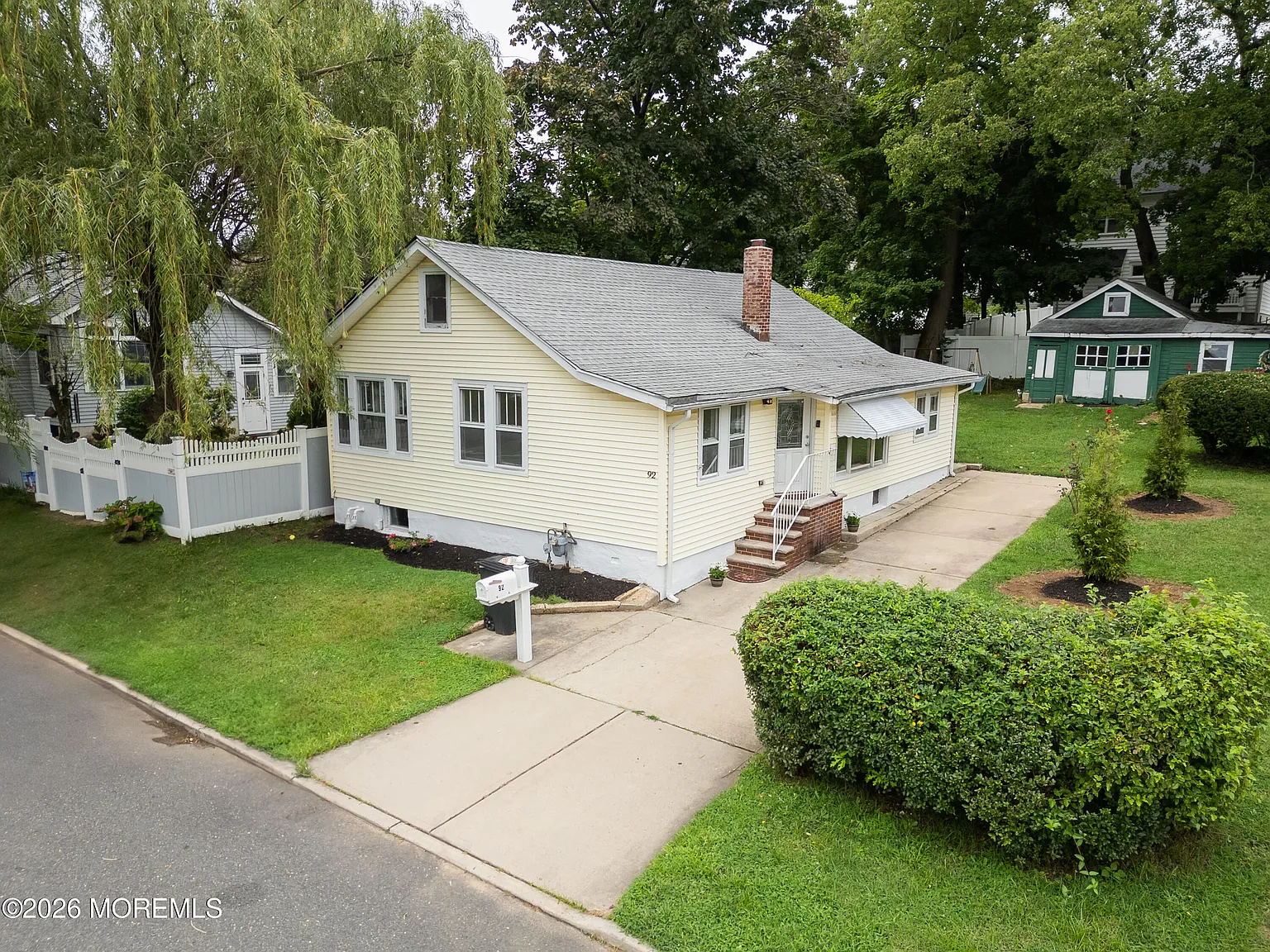 3 bed, 924 sqft, $3,250 — Photo 1