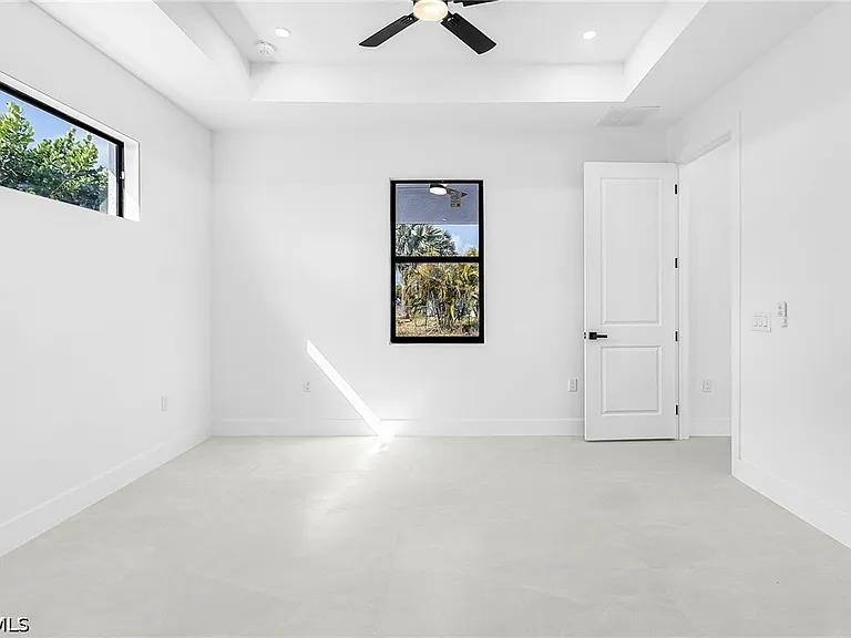 2200 NE 15th Ave — Photo 15