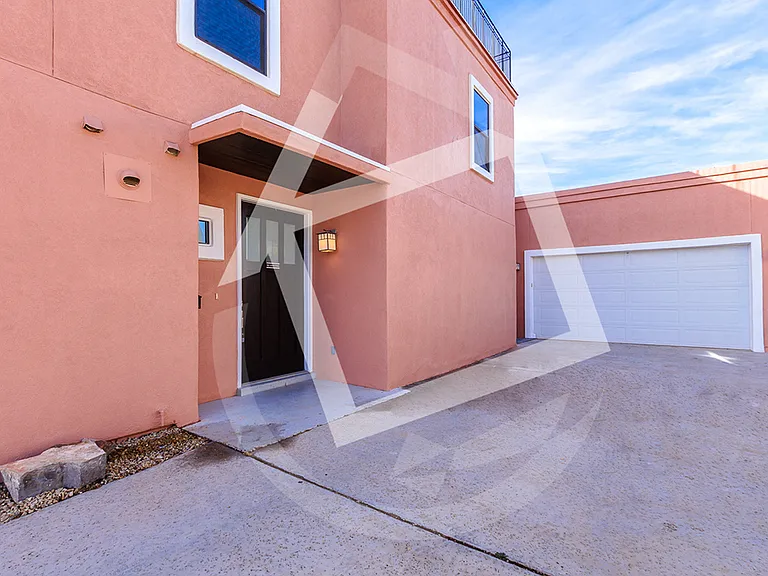 5353 Jack Marcus Dr — Photo 4