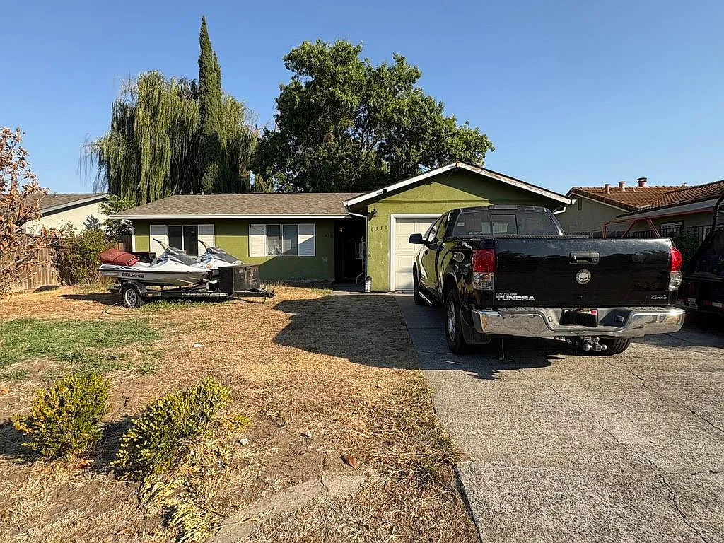6330 Valley Hi Dr photo 1