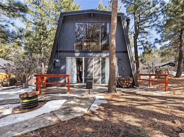 189 Moreno Ln, Sugarloaf, CA 92386