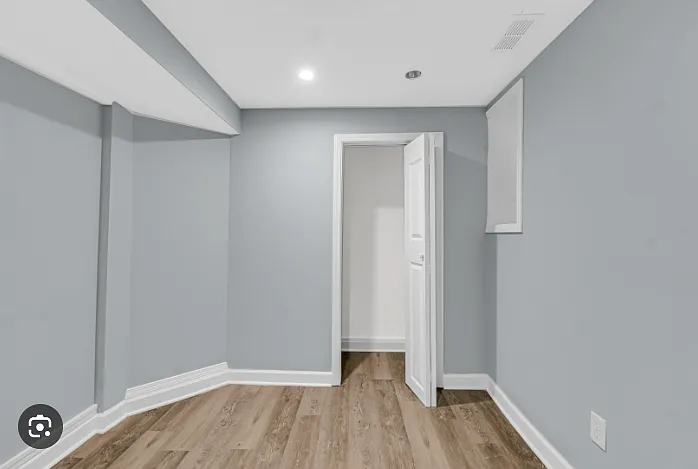 2 bed, 1000 sqft, $1,800 — Photo 2